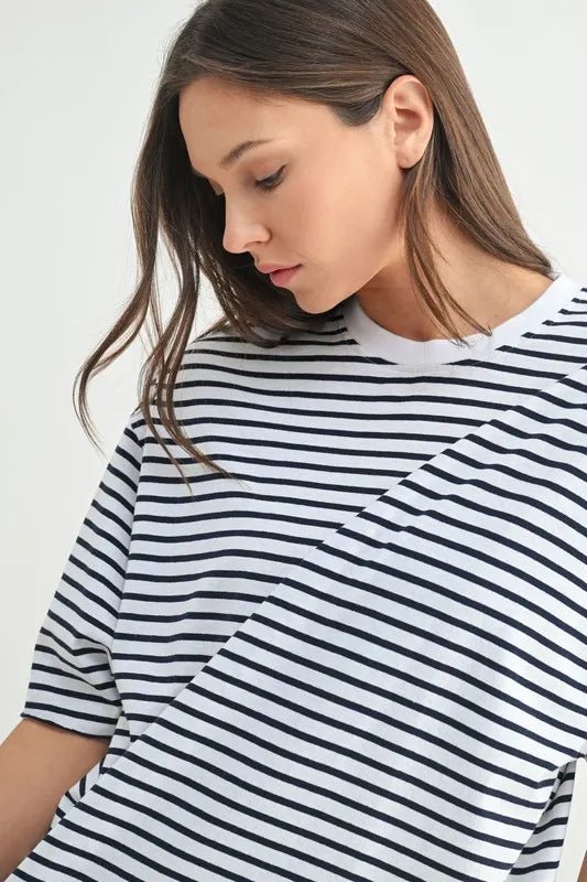 Coastal Cotton Striped Oversized Crewneck Tee – Relaxed Fit