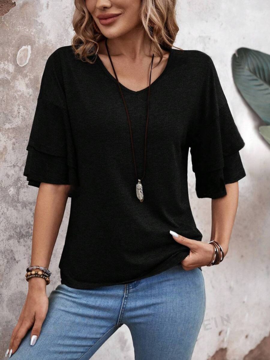 Blouse V-Neck Half Sleeve