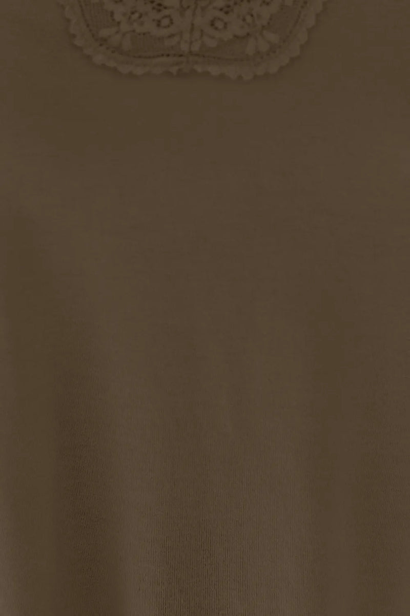 V-Neck Lace Trim Tank Top For Layered Everyday Wear