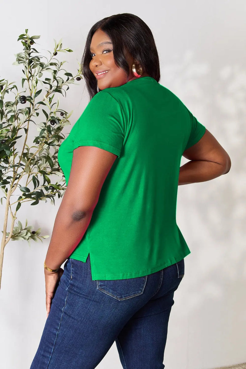 Soft stretch rayon short sleeve top – 95% rayon, crew neck