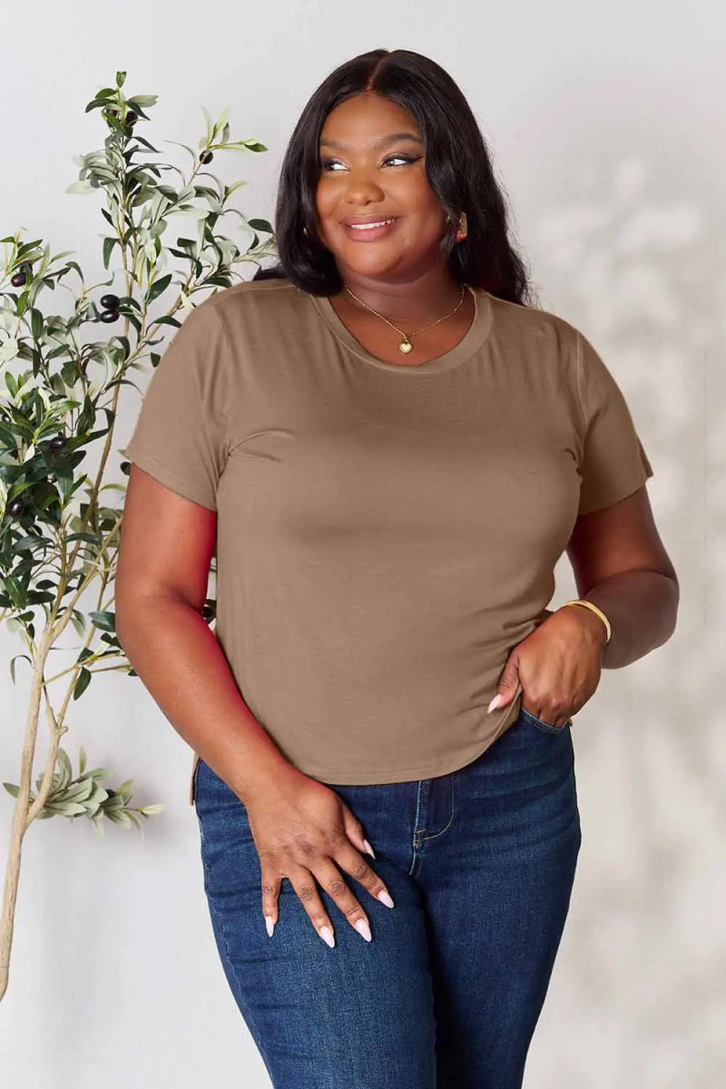 Short Sleeve Slit Hem Tunic Top for Office and Everyday Wear