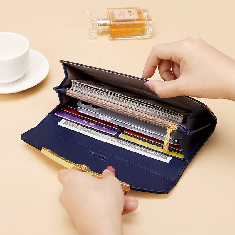 Sara Women's Leather Wallet