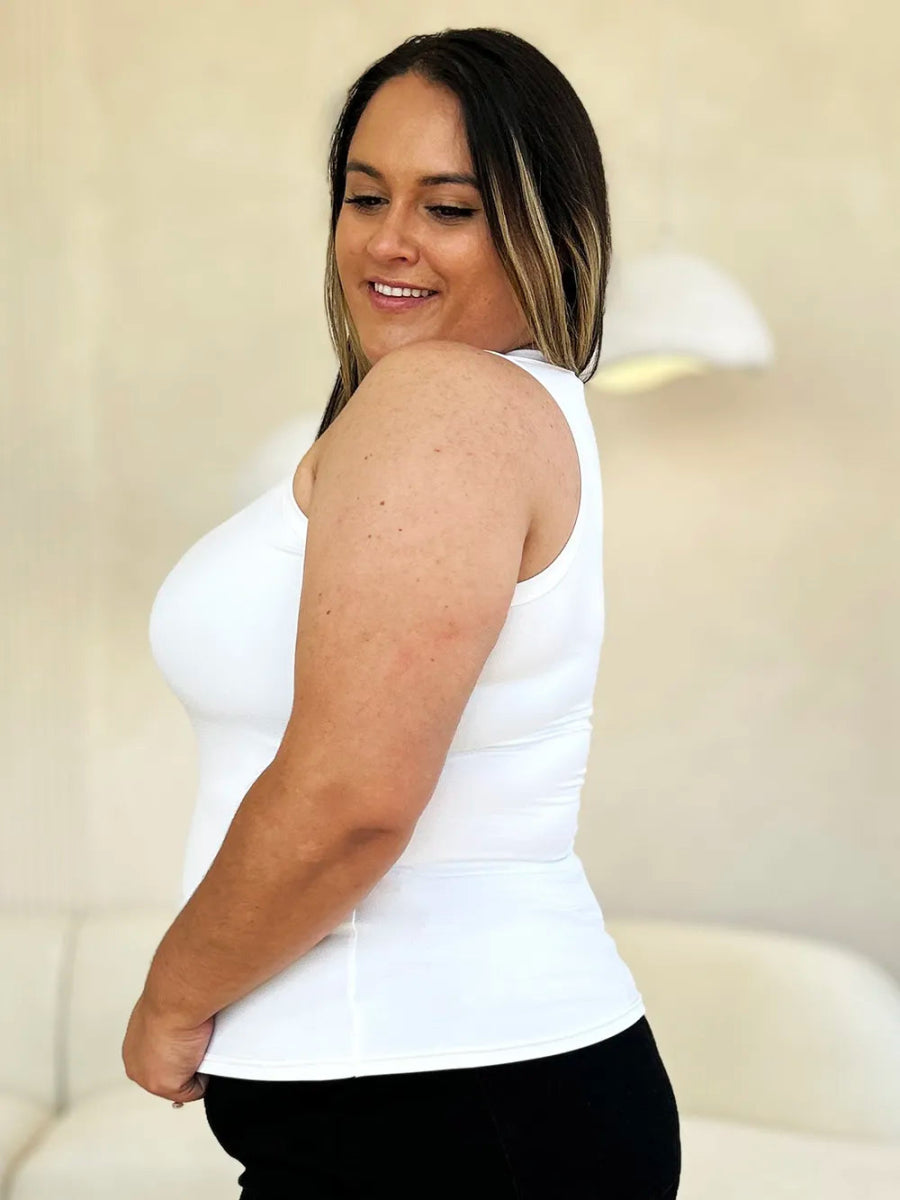 Essential Fitted Sleeveless Basic Tank Top