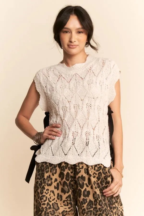 Ribbon Bow Ties Scalloped Trim Knit Crop Top – Chic Fit